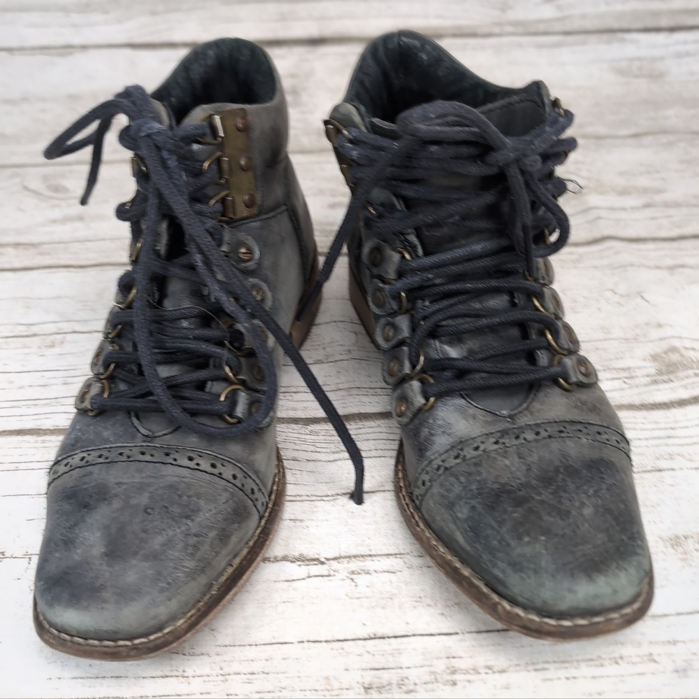 Grey Distressed Leather With Hardware Ankle Boots Women Size 37